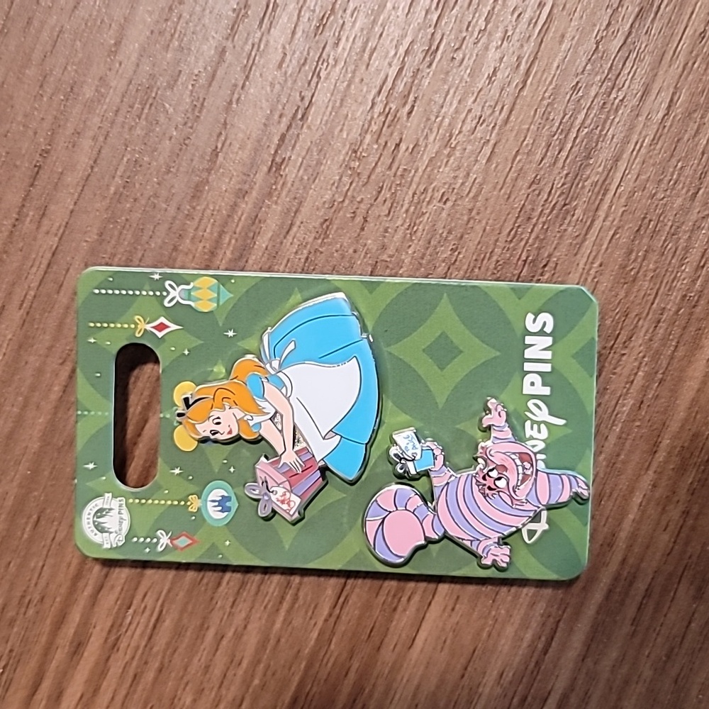 Alice in Wonderland disney pin set